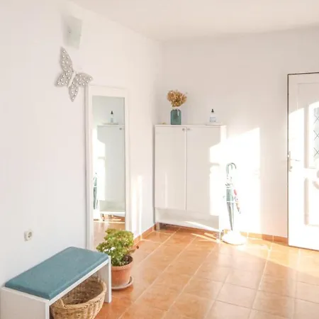 別荘 Amazing Home In Suhac