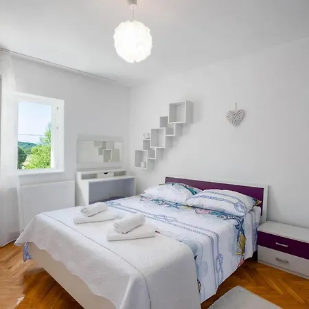 別荘 Amazing Home In Suhac